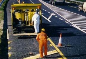 北碚马路划线公司 重庆小区学校市政道路热熔施工