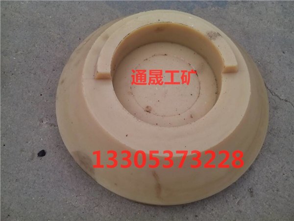 尼龙柱鞋柱帽与传统柱鞋柱帽的区别