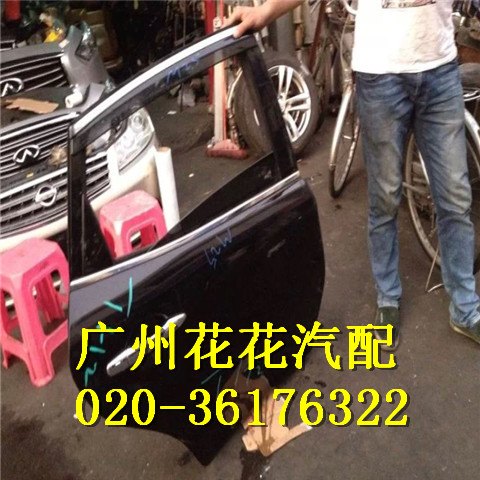 奔驰C260车门内外拉手拆车件