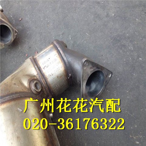 丰田锐志涡轮增压器拆车件