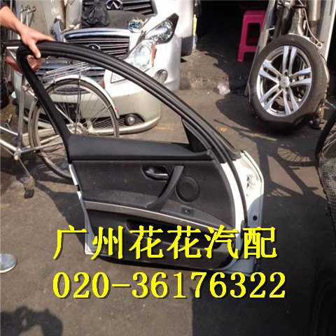 供应福特福克斯水泵/水泵支架拆车件