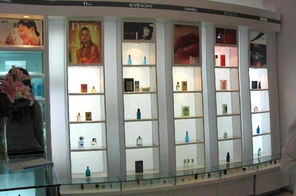 展柜制作厂家热销供应商场弧形珠宝展柜木质烤漆珠宝展柜定制珠宝展
