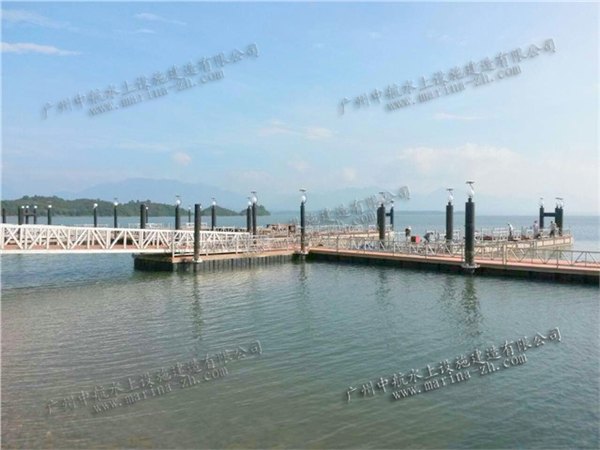 上饶市工程塑料产品码头哪家最实惠,游艇码头哪个牌子性价比高浮