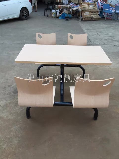 快餐桌椅生产厂家，弯曲木餐桌椅价格，麦当劳餐桌椅批发，餐厅家具