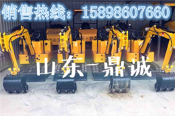 云南曲靖履带式小型挖掘机  2.2T挖掘机