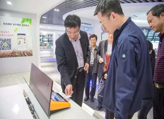 德生科技将推动“机器人+智能卡制造”的发展应用