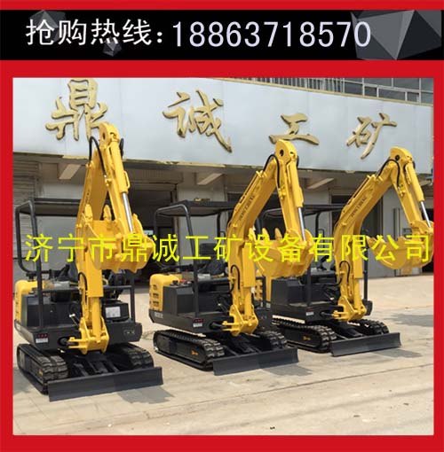 2.2吨微型挖掘机，先导操作，非常实用，现货供应