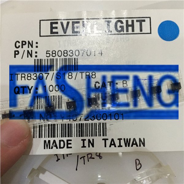 ITR8307/S18/TR8 EVERLIGHT 反射式光电开关传感