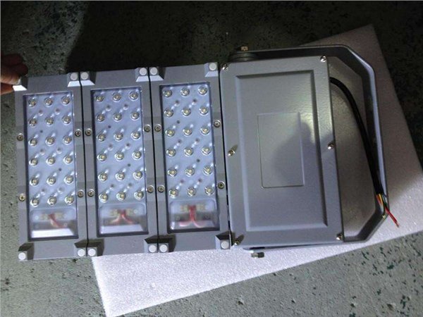 NFC9760 LED泛光灯