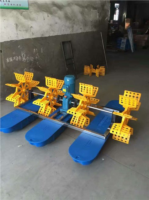 YC-1.5kw 380V三相1.5KW 四叶轮水车式增氧机   
