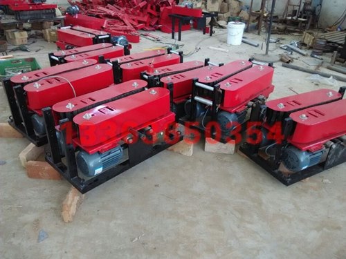 高品质DSJ-180型电缆输送机?履带式线缆输送机?河北嘉鹏输送机