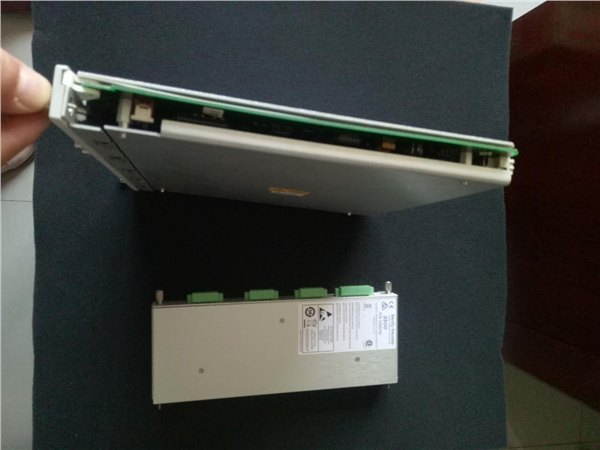NI PXI-6122