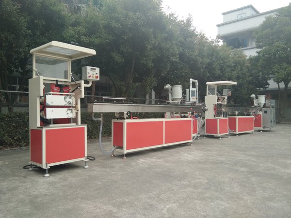 斯普曼ABS牙腔管挤出生产线