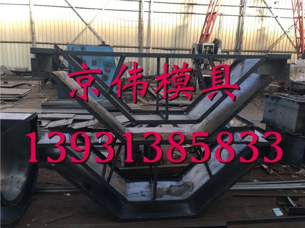 混凝土排水沟模具道路排水沟模具制造厂家京伟模具