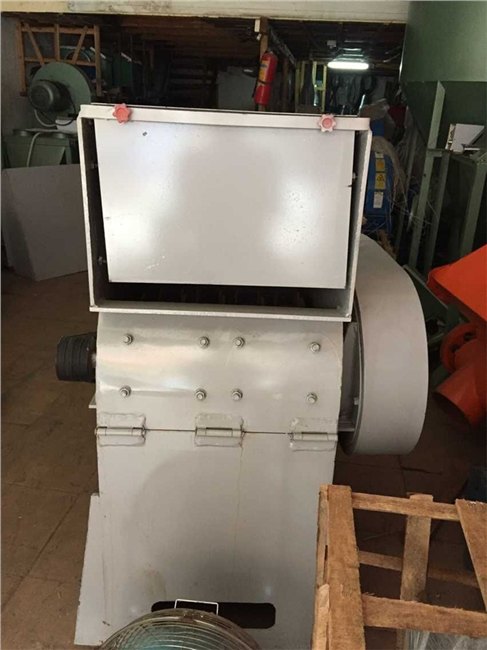 厂家供应600型大型羊骨粉碎机碎骨机报价