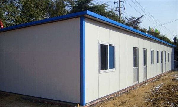 供应低价河北彩钢房 直销工地保暖廊坊活动房 焊接式沧州彩钢活动房