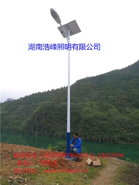 湖北路灯批发郧县太阳能路灯价格农村led路灯询价