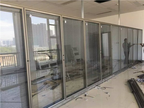 供应高档固定隔断玻璃隔断102款