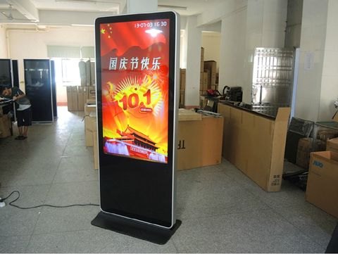 厂家供应42寸立式广告机，中膺科技，优质广告机厂家