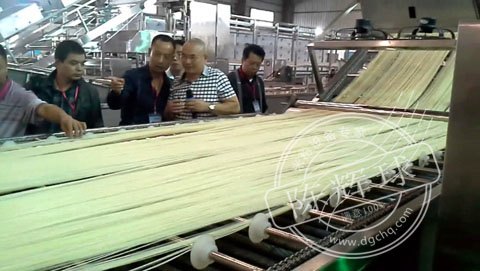 大型长沙半干米粉设备选东莞陈辉球