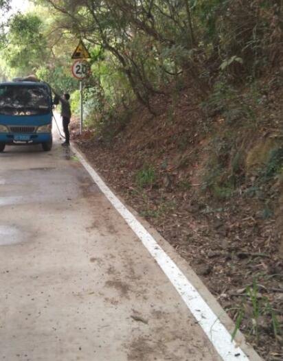 香洲道路车位划线启动,拱北前山停车场热熔划线工匠