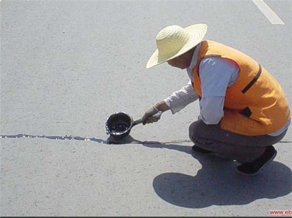 泰安大家选择的卖路面灌缝胶的本地公司