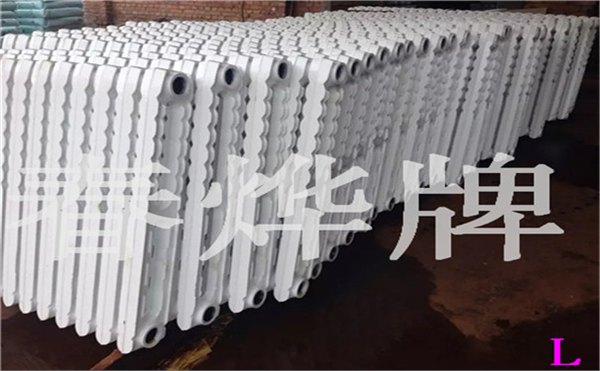 锥柱花翼铸铁散热器 花翼型铸铁片散热器