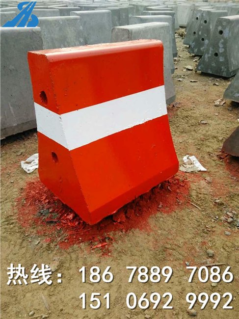 新郑水泥隔离块、大门口水泥墩、小区水泥隔离墩、交通水泥墩