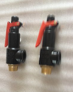 安全阀A27T-10 DN25 整定压力0.8MPA