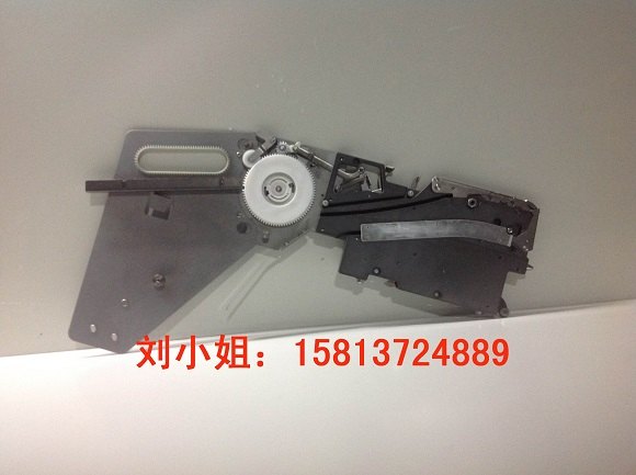 三星原装全新飞达，三星振动飞达