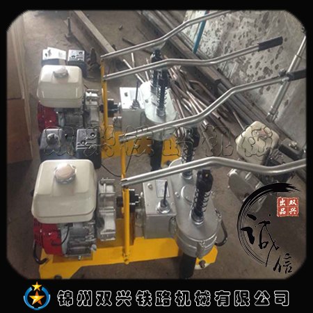 进口内燃冲击扳手内燃扳手产品介绍