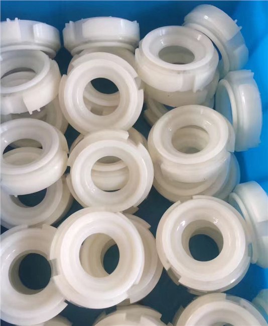 南通汽车塑料件加工苏州塑料厂注塑加工厂183名员工为您服务