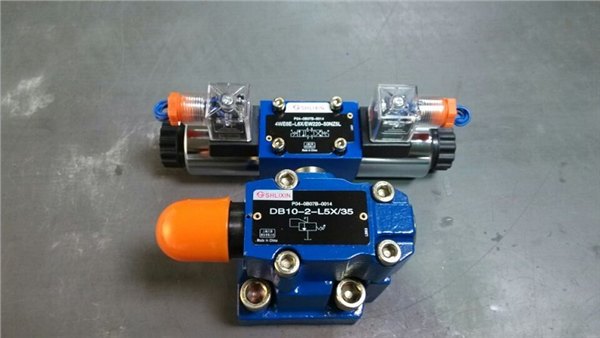 供应上海立新电磁阀4WE6A-L6X/CG24NZ5L