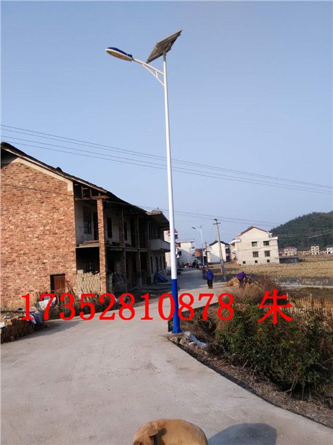 湖北路灯厂罗田县红安县农村太阳能路灯价格表led路灯批发