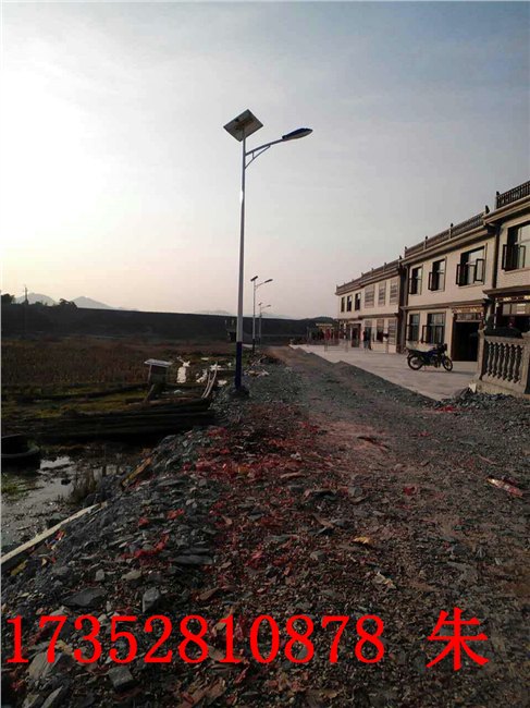供应湖南湘西新化太阳能路灯厂家   湖南湘西太阳能路灯的特点