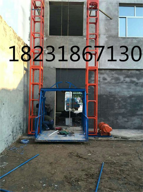 供应兴安盟建筑施工用龙门架升降机生产厂家
