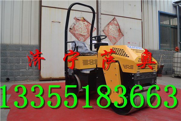 山东1吨座驾压路机销量好     1吨小型压路机质量保证