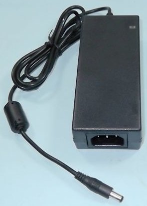 DC19V/3.5A的电源适配器 笔记本电脑/熔接机用的电源