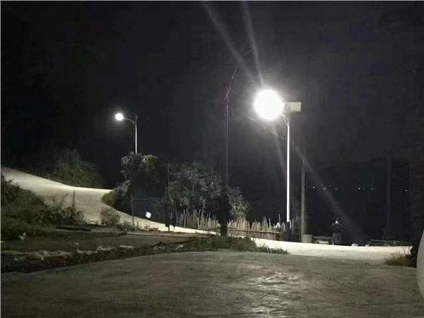 湖南衡阳常宁太阳能路灯价格表衡阳常宁太阳能的路灯全部件完全自主生产真正