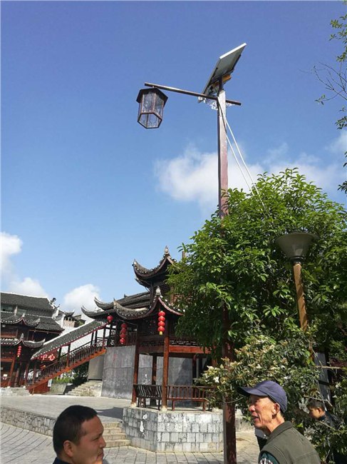 贵州优质的太阳能路灯厂家贵州LED路灯资质一级的厂家