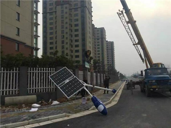 湖南长沙宁乡农村路灯厂家宁乡太阳能路灯现货供应厂家质量保证质保三年