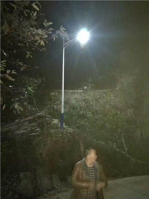 湖南湘潭LED通电路灯厂家批发湘潭专业道路灯价格实惠